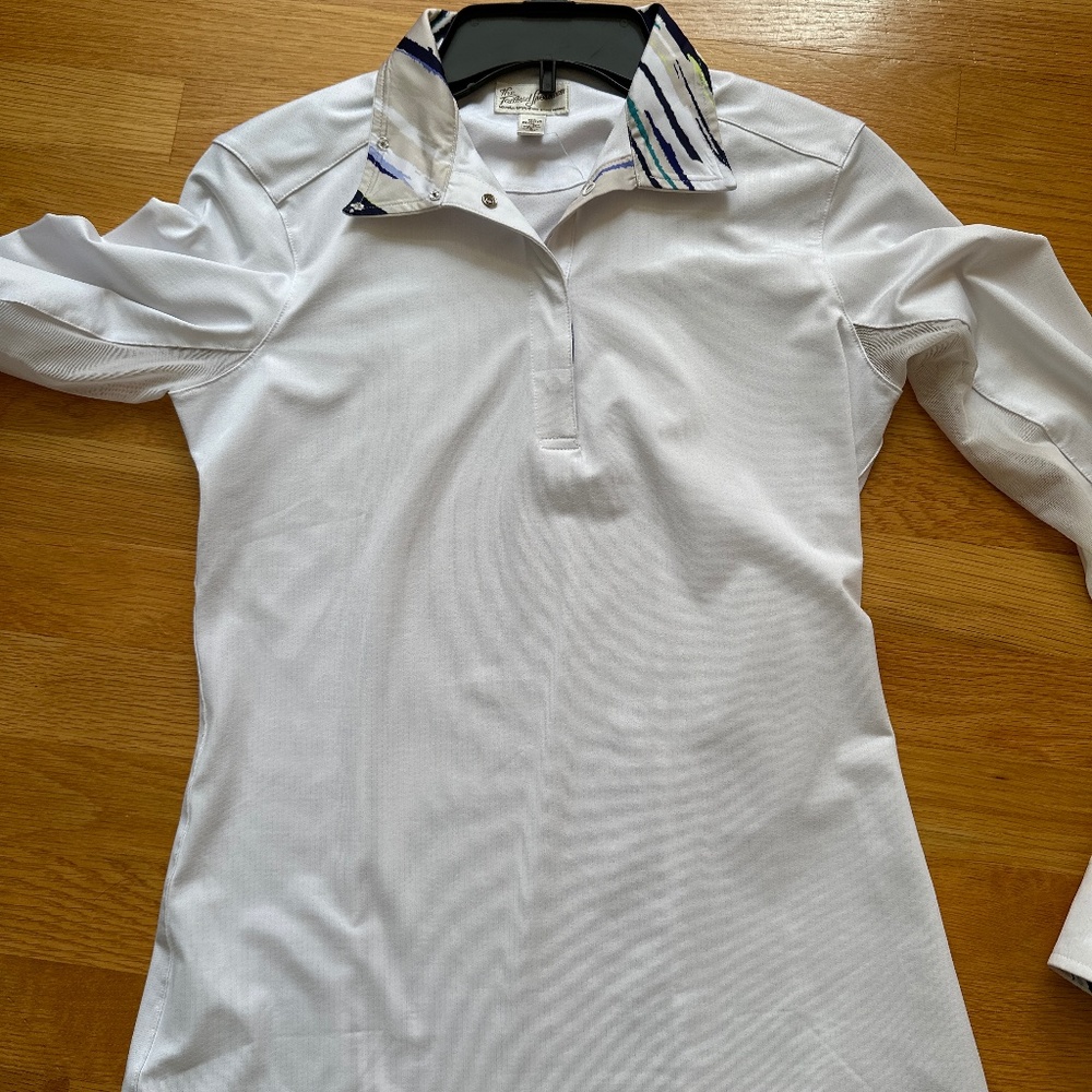Horseback riding small adult shirt.
